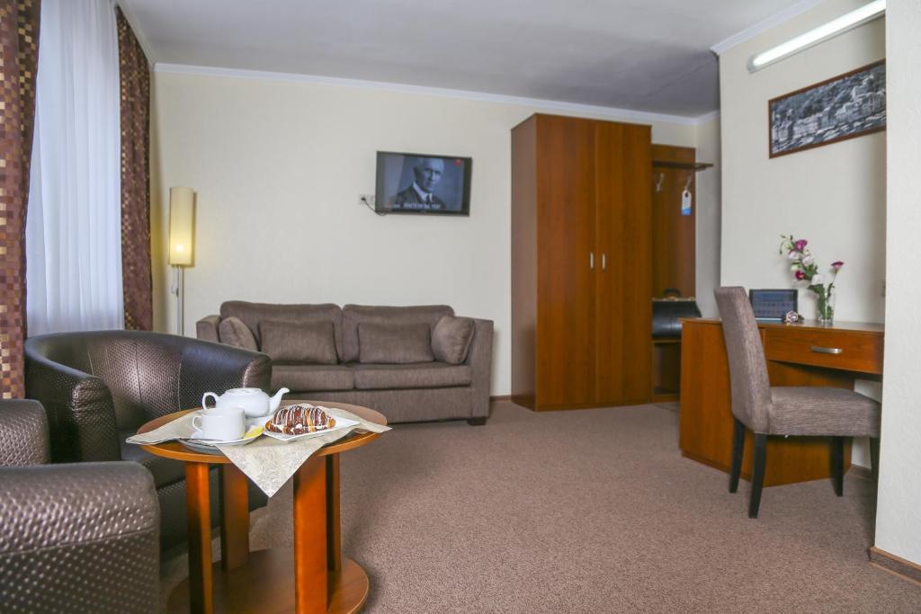 Dnepropetrovsk Hotel Ngoại thất bức ảnh