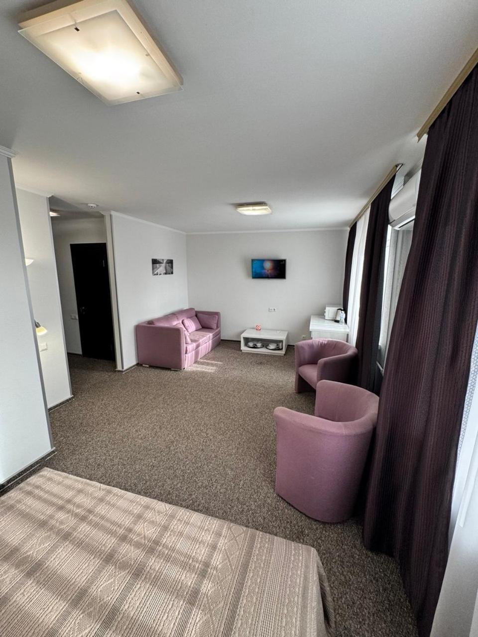 Dnepropetrovsk Hotel Ngoại thất bức ảnh