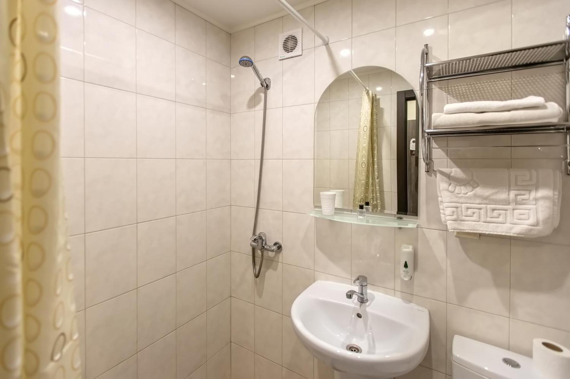 Dnepropetrovsk Hotel Ngoại thất bức ảnh