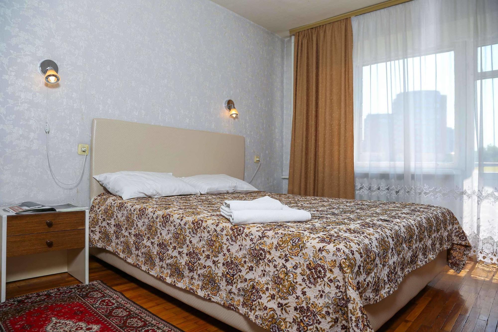 Dnepropetrovsk Hotel Ngoại thất bức ảnh