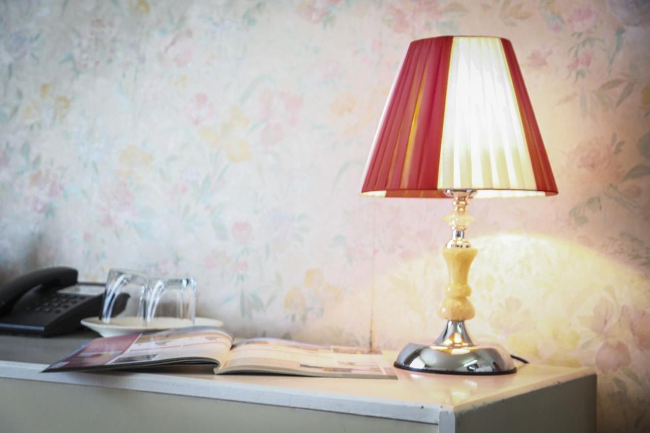 Dnepropetrovsk Hotel Ngoại thất bức ảnh
